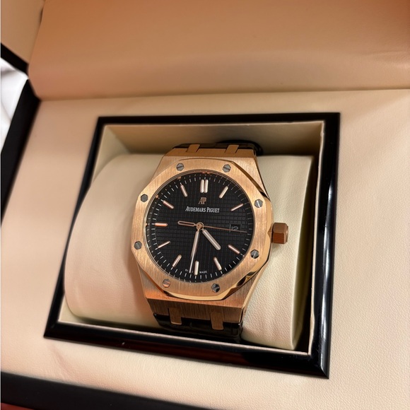 Audemars Piguet Black and Gold Men's Watch - Picture 1 of 3